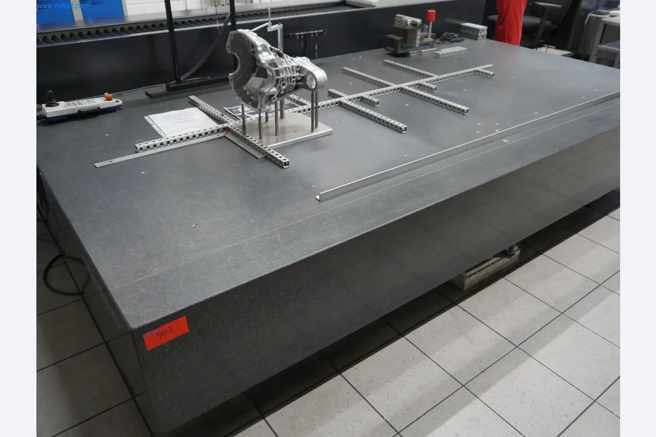 ae group - Instalaciones y maquinaria para la fabricación de piezas de fundición a presión de metales ligeros (componentes del tren de potencia y piezas estructurales) - SUBASTA-8