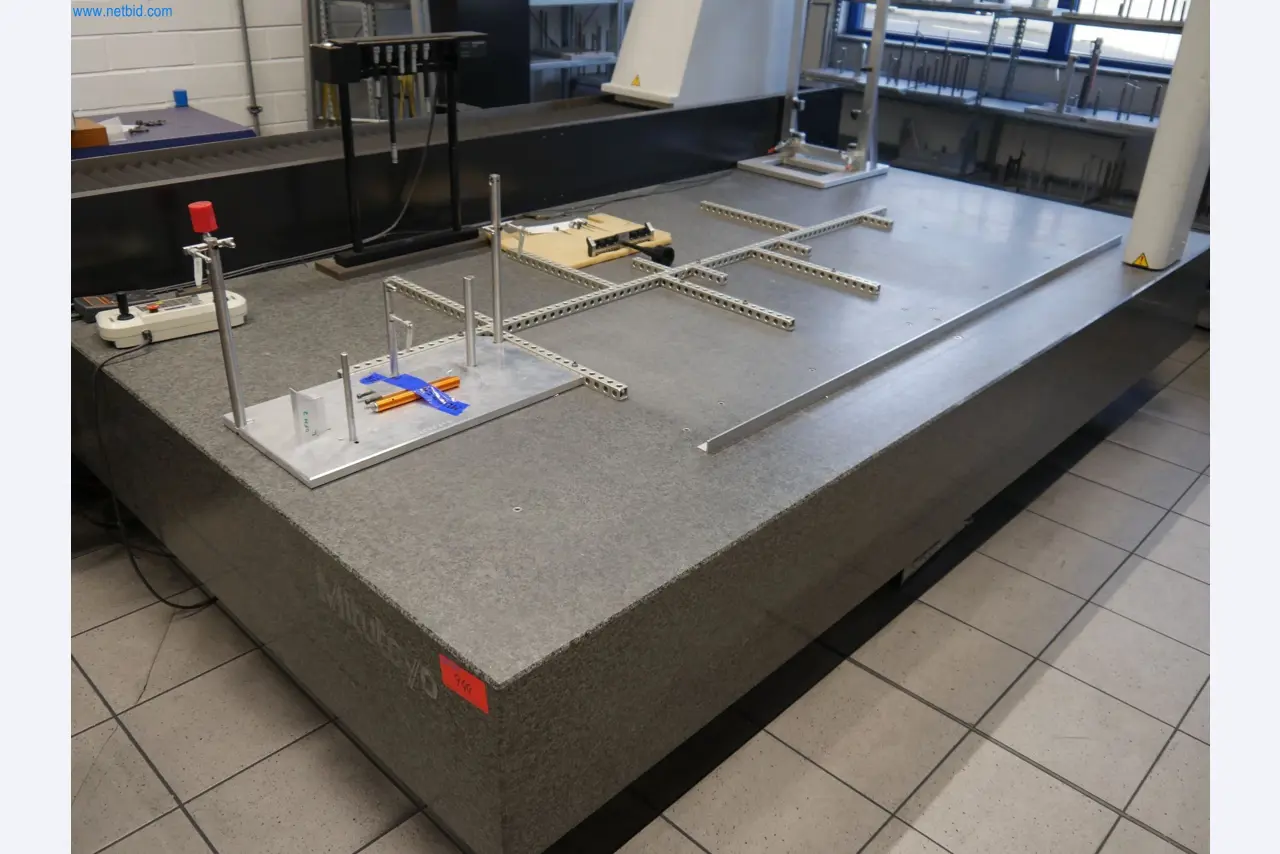 ae group - Installations et machines destinées à la fabrication de pièces moulées sous pression en métaux légers (groupe motopropulseur et pièces structurelles) - ENCHÈRES-9