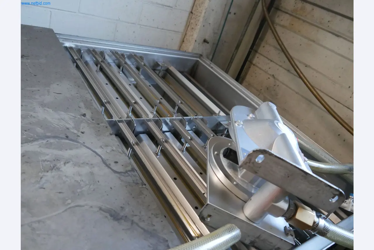 ae group - Installations et machines destinées à la fabrication de pièces moulées sous pression en métaux légers (groupe motopropulseur et pièces structurelles) - ENCHÈRES-12