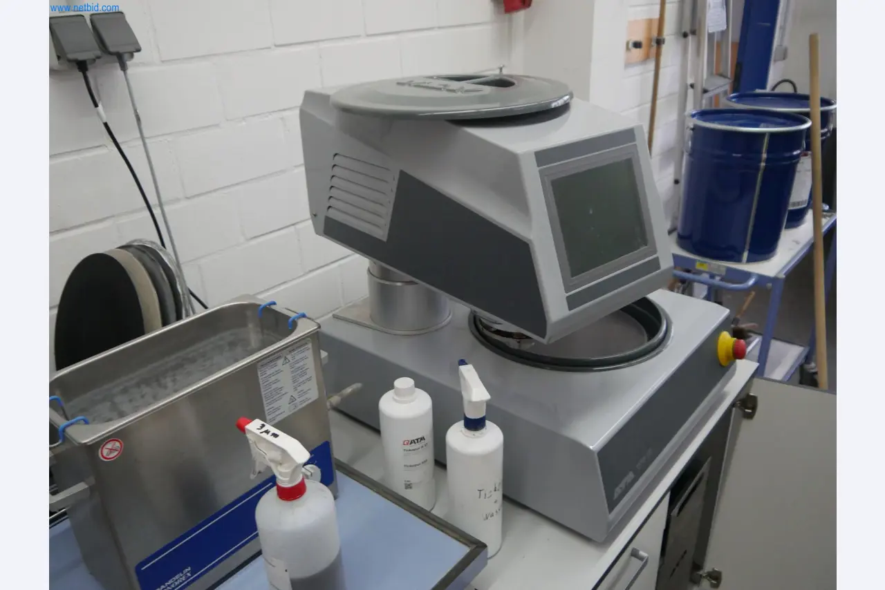 ae group - Installations et machines destinées à la fabrication de pièces moulées sous pression en métaux légers (groupe motopropulseur et pièces structurelles) - ENCHÈRES-4