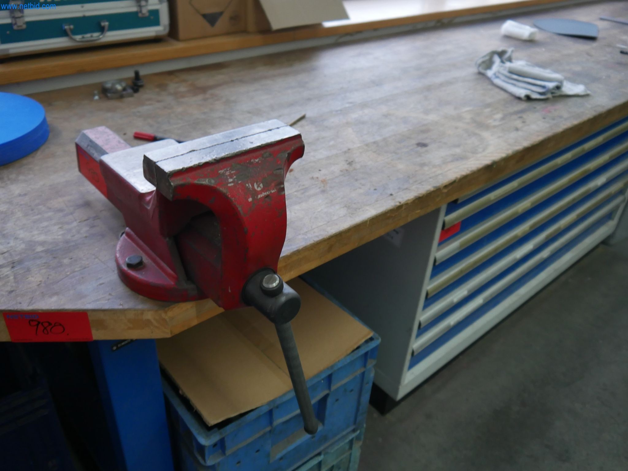 ae group - Installations et machines destinées à la fabrication de pièces moulées sous pression en métaux légers (groupe motopropulseur et pièces structurelles) - ENCHÈRES-3