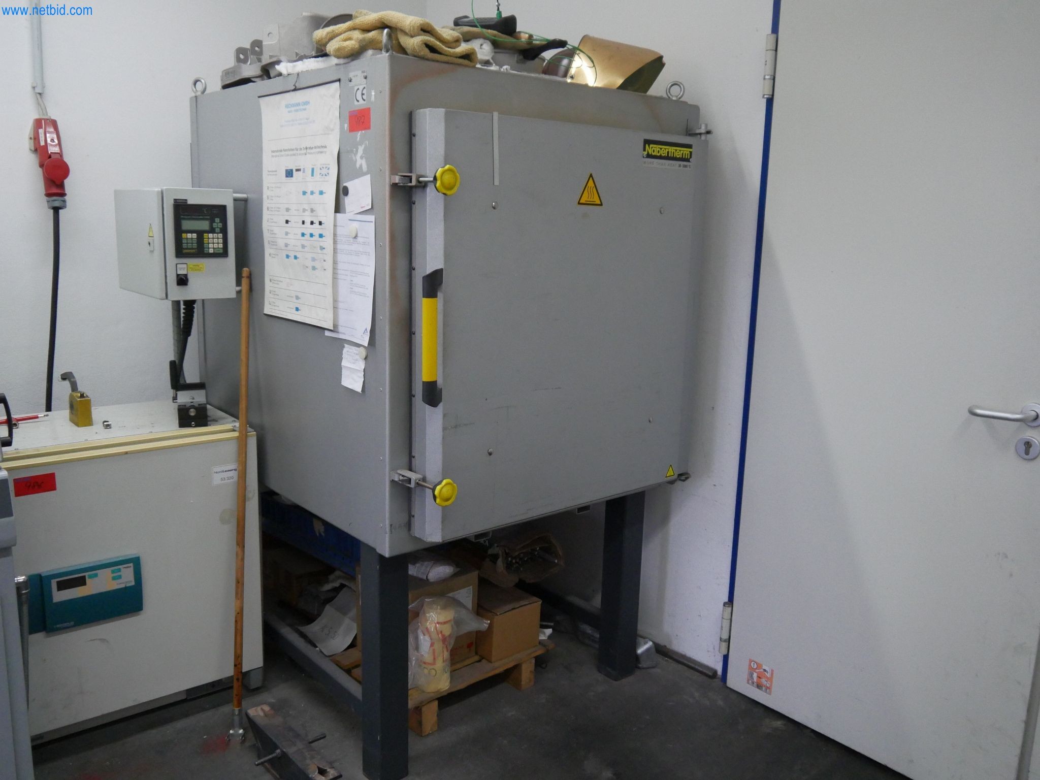 ae group - Installations et machines destinées à la fabrication de pièces moulées sous pression en métaux légers (groupe motopropulseur et pièces structurelles) - ENCHÈRES-1