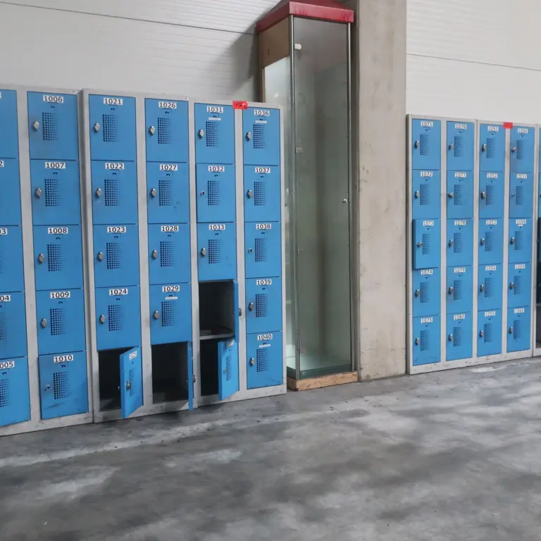 8 Vault Cabinets Quipo