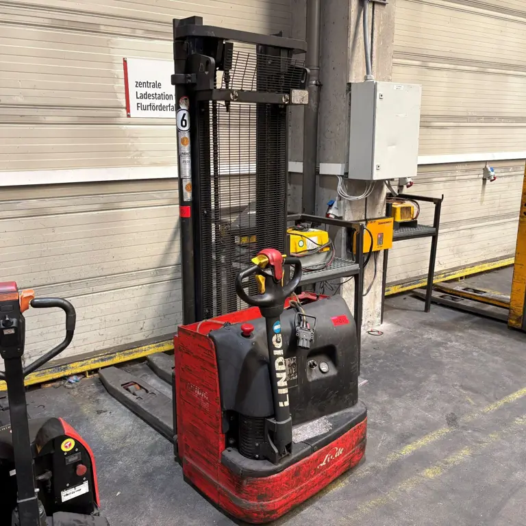 Electric Drawbar High-Lift Pallet Truck Linde L 20
