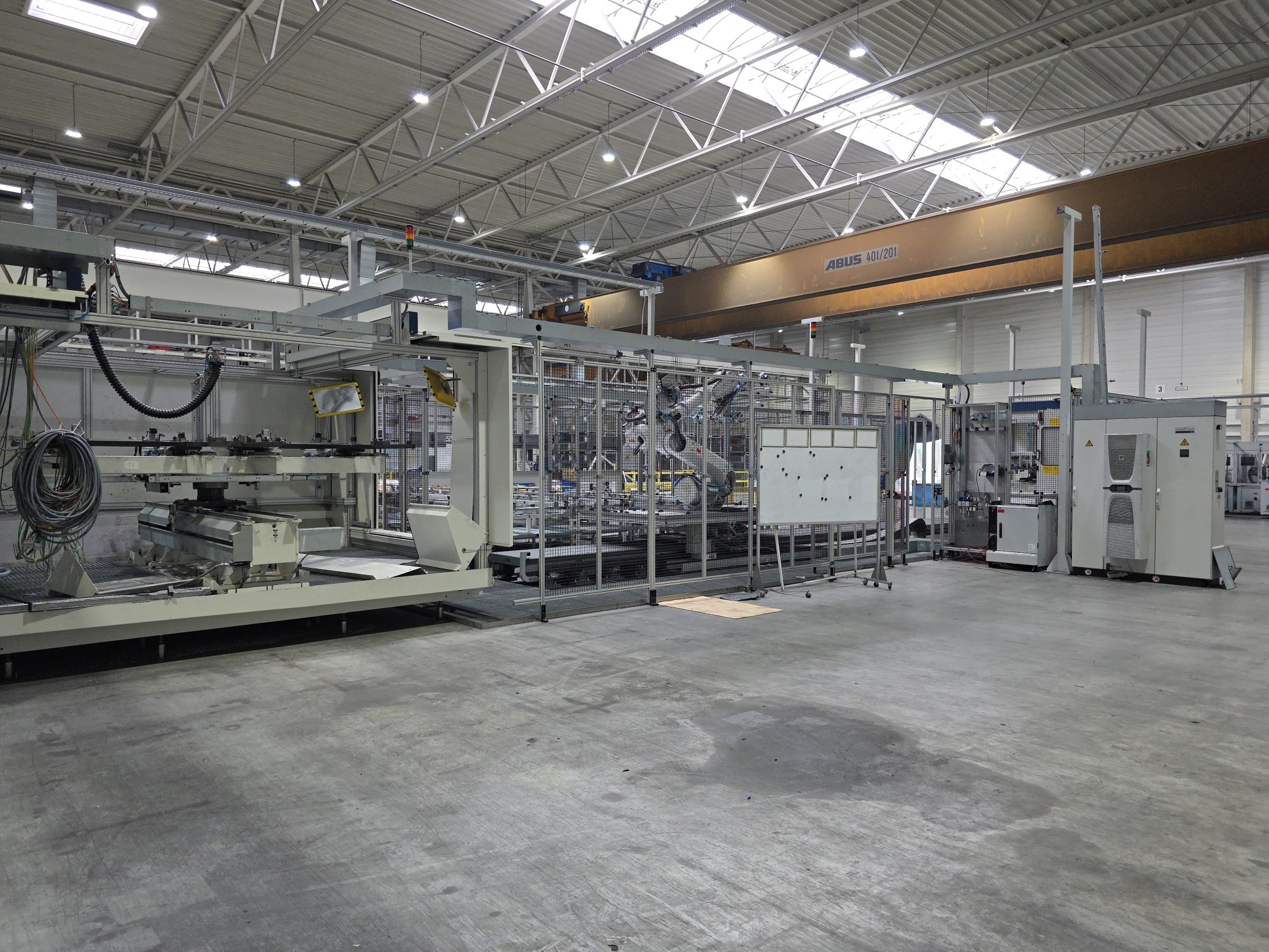 ae group - Installations et machines destinées à la fabrication de pièces moulées sous pression en métaux légers (groupe motopropulseur et pièces structurelles) - ENCHÈRES-19