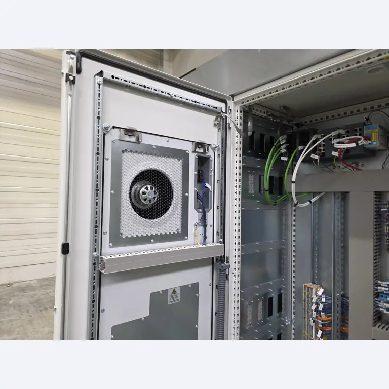 ae group - Installations et machines destinées à la fabrication de pièces moulées sous pression en métaux légers (groupe motopropulseur et pièces structurelles) - ENCHÈRES-33