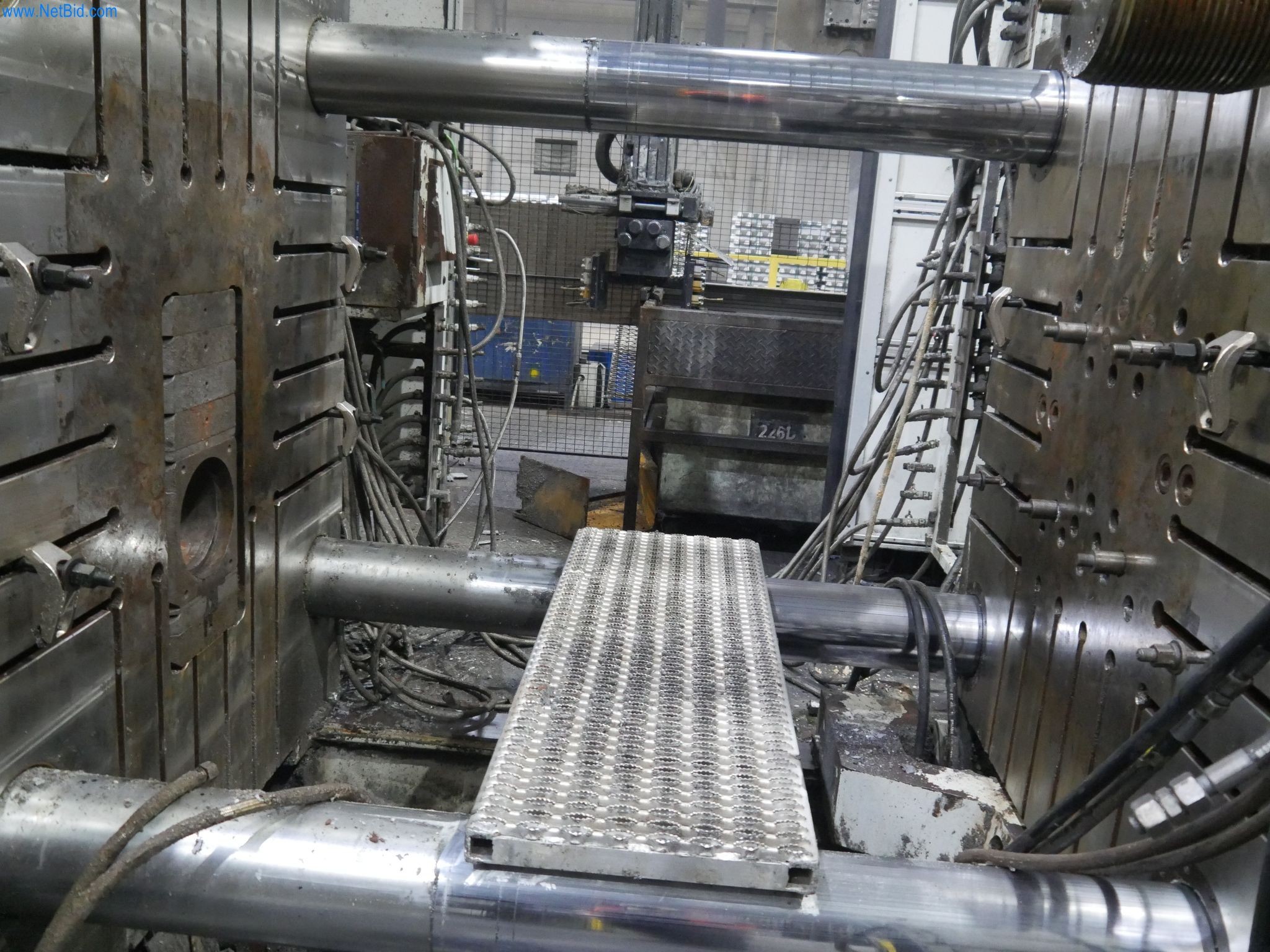 ae group - Anlagen und Maschinen zur Herstellung von Leichtmetall-Druckgusserzeugnissen (Powertrain u. Strukturteile)-30