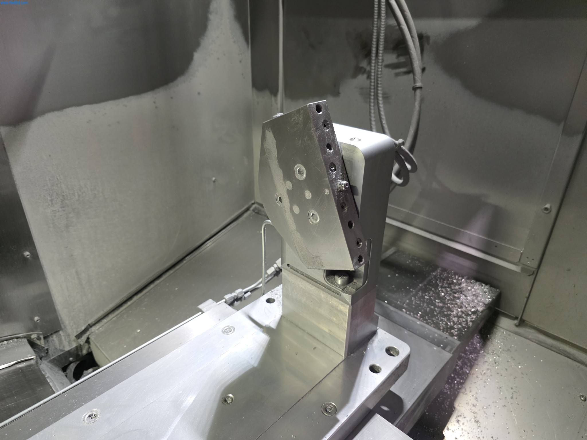 ae group - Schmelzbetrieb, Gießerei, Mechanische Bearbeitung; 
Letzte Auktion mit allen exklusiven Top-Positionen / -Preisen
-18