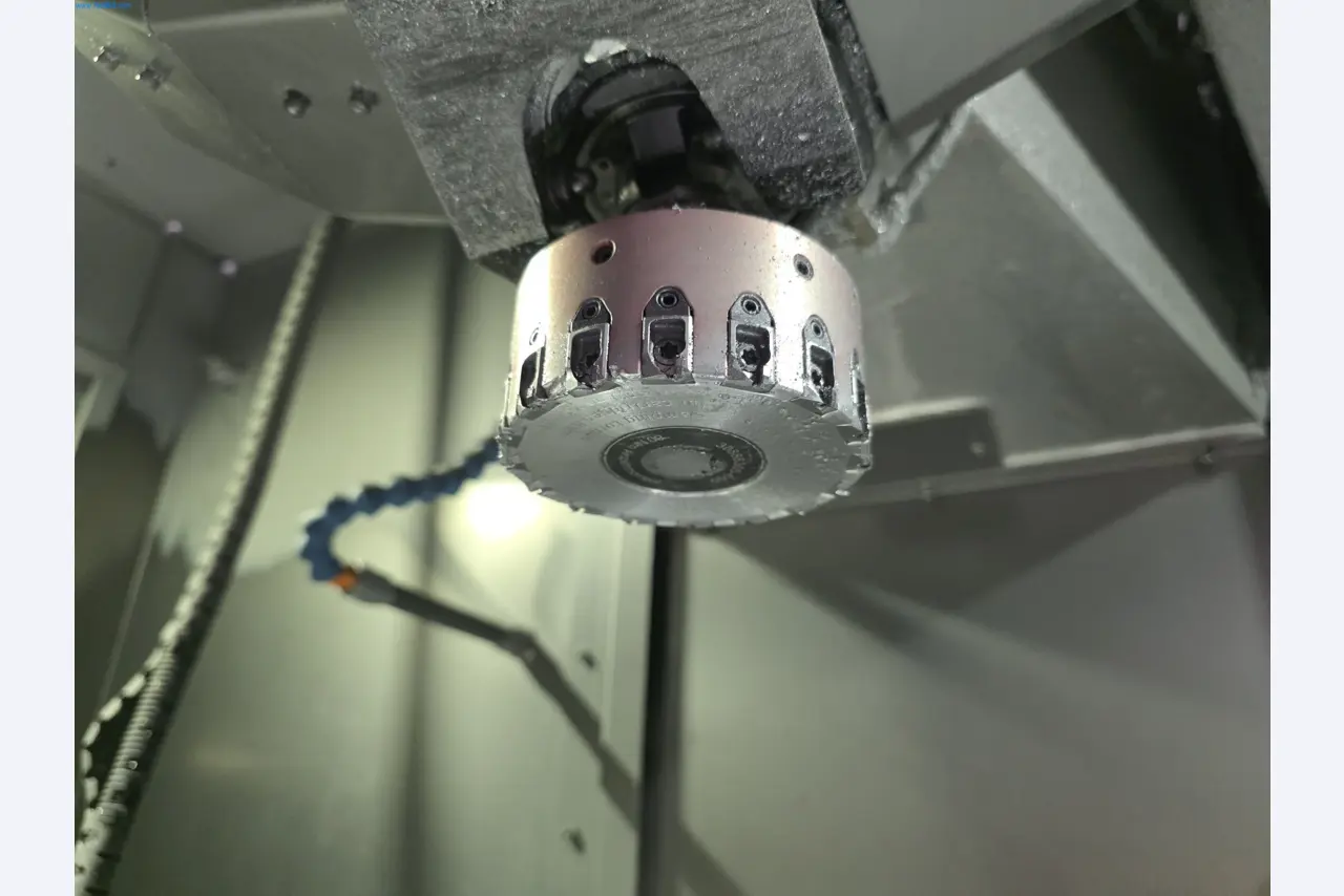 ae group - Schmelzbetrieb, Gießerei, Mechanische Bearbeitung;
Letzte Auktion mit allen exklusiven Top-Positionen / -Preisen
-24