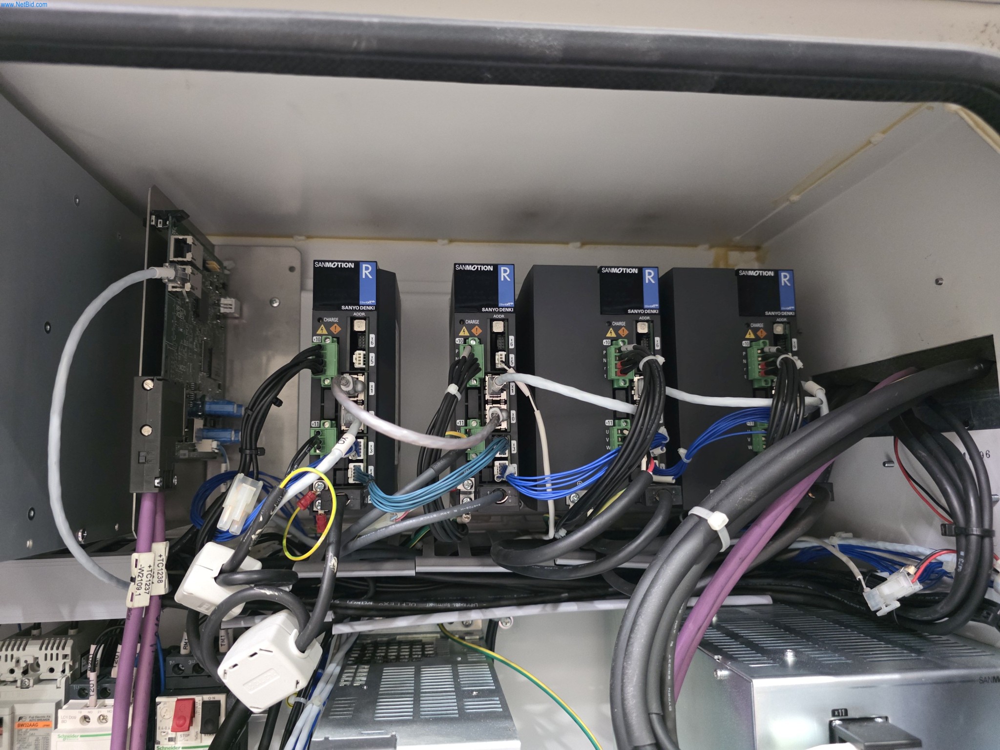 ae group - Schmelzbetrieb, Gießerei, Mechanische Bearbeitung; 
Letzte Auktion mit allen exklusiven Top-Positionen / -Preisen
-36