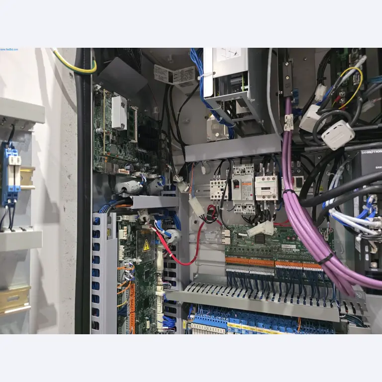 ae group - Schmelzbetrieb, Gießerei, Mechanische Bearbeitung;
Letzte Auktion mit allen exklusiven Top-Positionen / -Preisen
-37