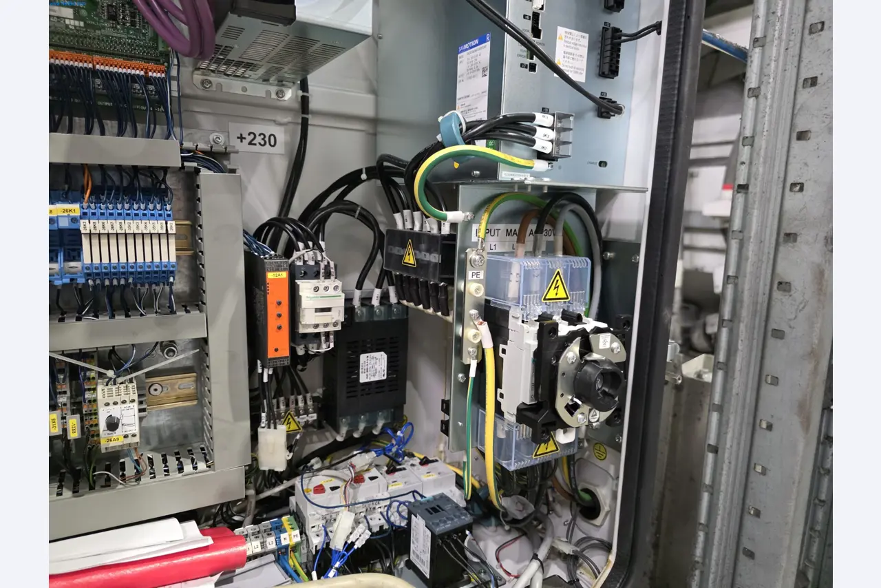 ae group - Schmelzbetrieb, Gießerei, Mechanische Bearbeitung;
Letzte Auktion mit allen exklusiven Top-Positionen / -Preisen
-40