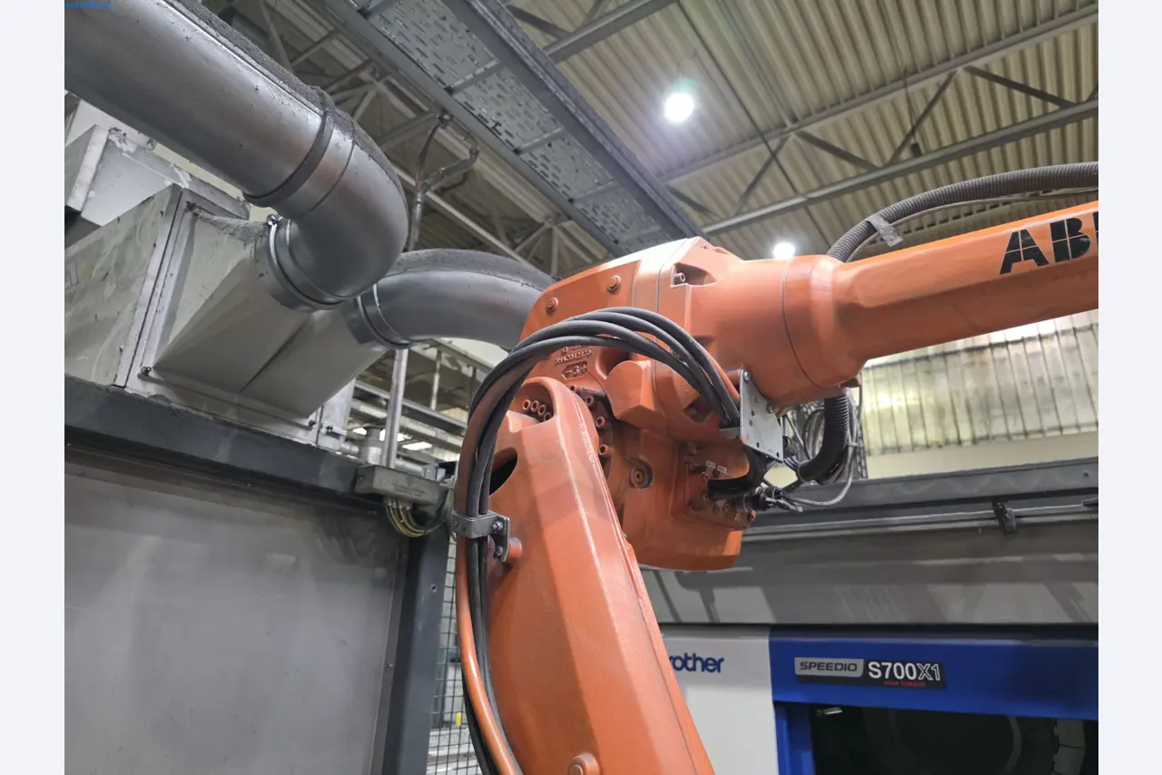 ae group - Schmelzbetrieb, Gießerei, Mechanische Bearbeitung;
Letzte Auktion mit allen exklusiven Top-Positionen / -Preisen
-14
