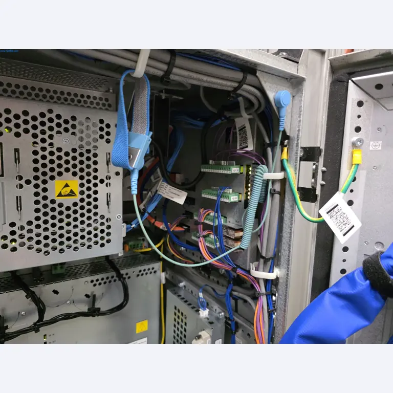 ae group - Schmelzbetrieb, Gießerei, Mechanische Bearbeitung;
Letzte Auktion mit allen exklusiven Top-Positionen / -Preisen
-26