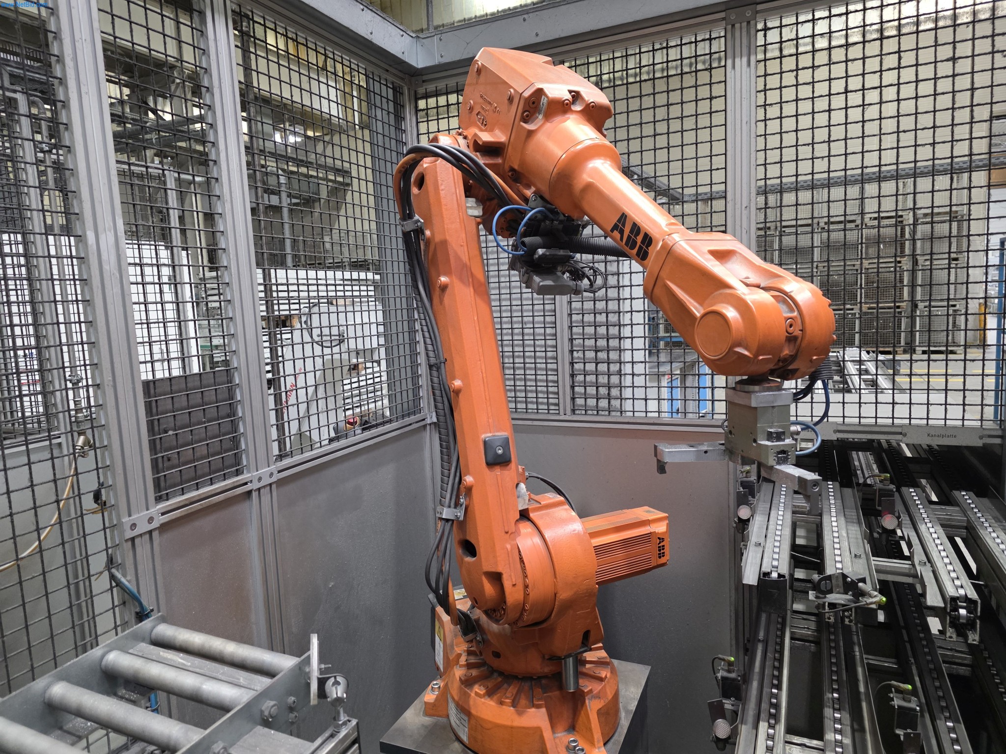 ae group - Schmelzbetrieb, Gießerei, Mechanische Bearbeitung; 
Letzte Auktion mit allen exklusiven Top-Positionen / -Preisen
-32