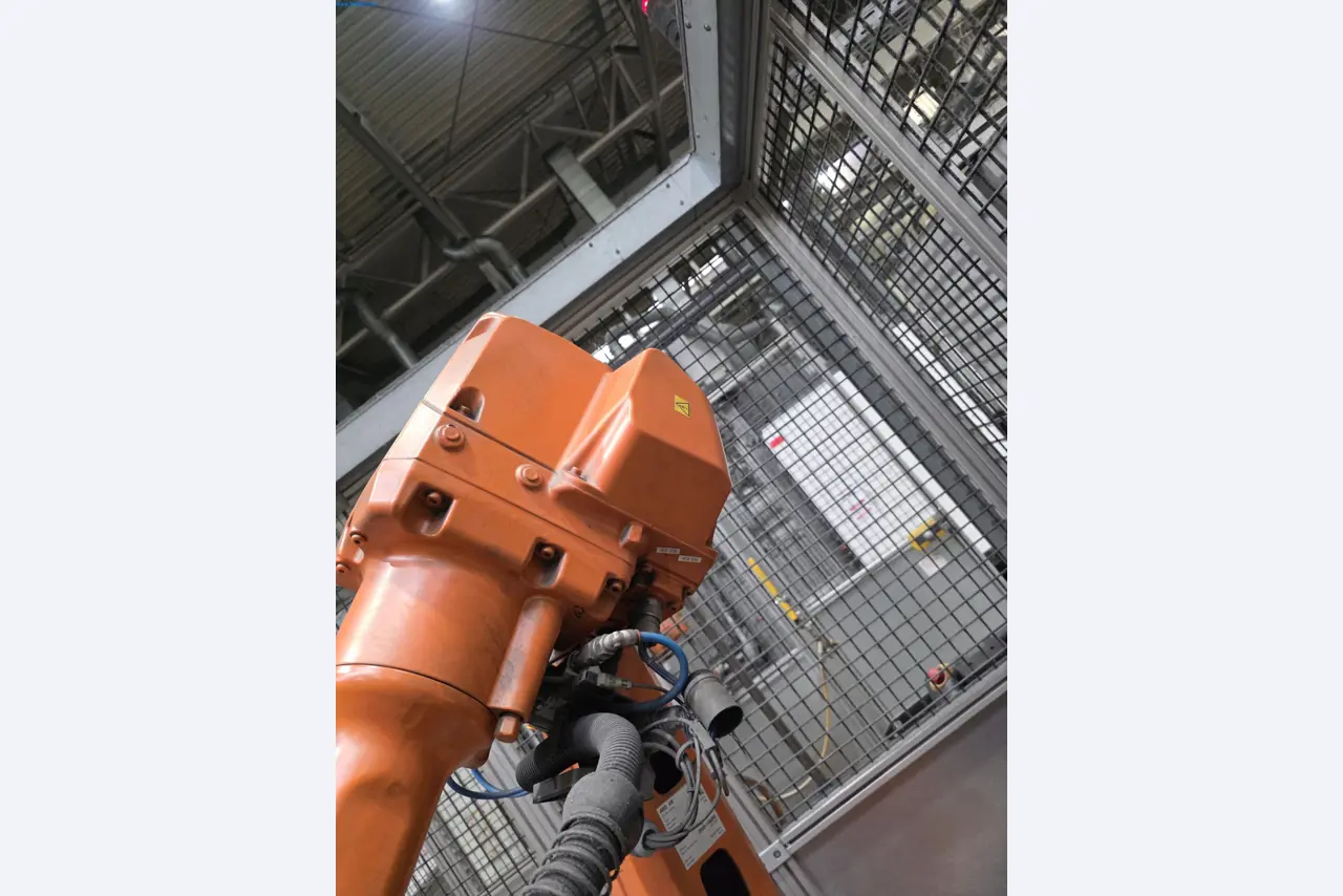 ae group - Schmelzbetrieb, Gießerei, Mechanische Bearbeitung;
Letzte Auktion mit allen exklusiven Top-Positionen / -Preisen
-36