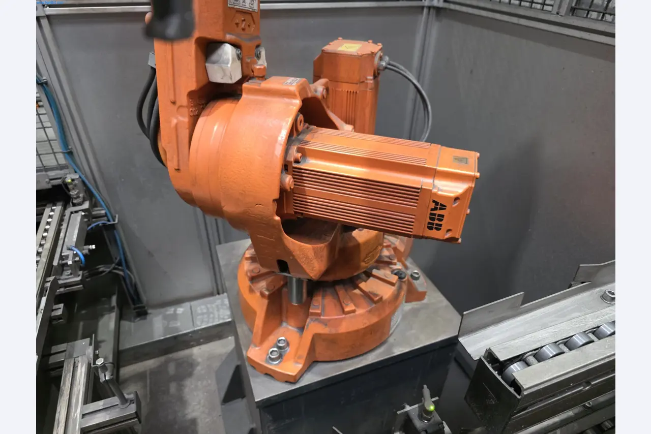 ae group - Schmelzbetrieb, Gießerei, Mechanische Bearbeitung;
Letzte Auktion mit allen exklusiven Top-Positionen / -Preisen
-37