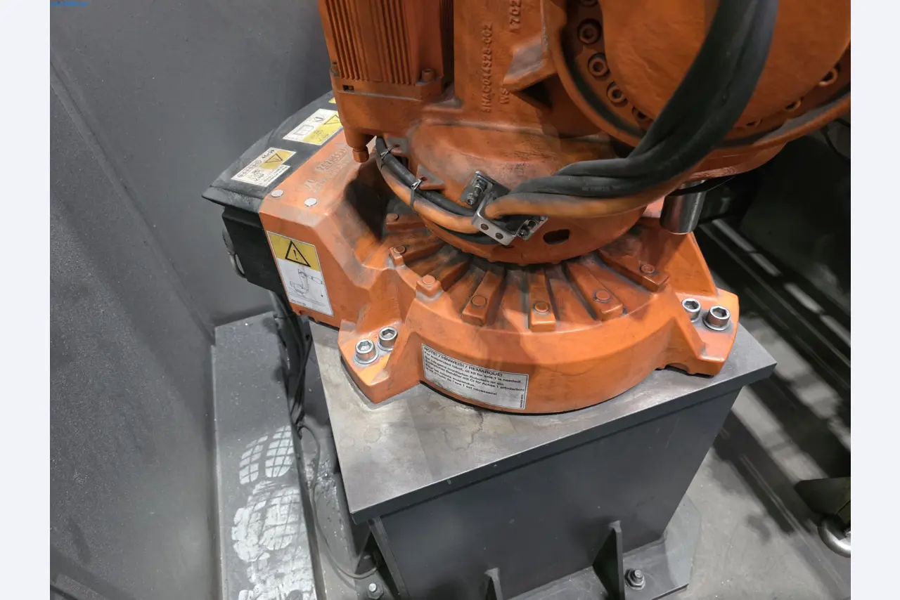 ae group - Schmelzbetrieb, Gießerei, Mechanische Bearbeitung;
Letzte Auktion mit allen exklusiven Top-Positionen / -Preisen
-38