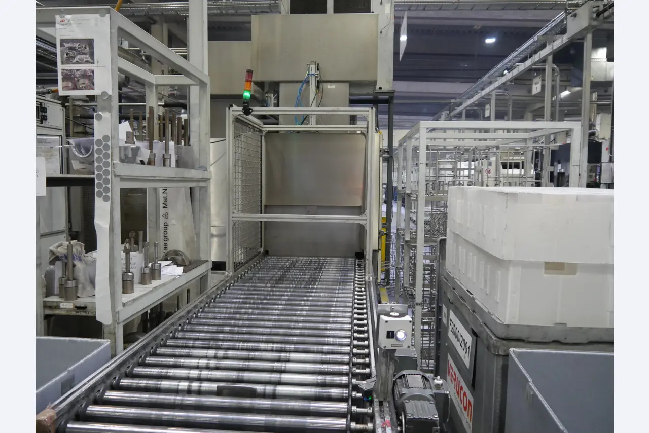 ae group - Anlagen und Maschinen zur Herstellung von Leichtmetall-Druckgusserzeugnissen (Powertrain u. Strukturteile)-12