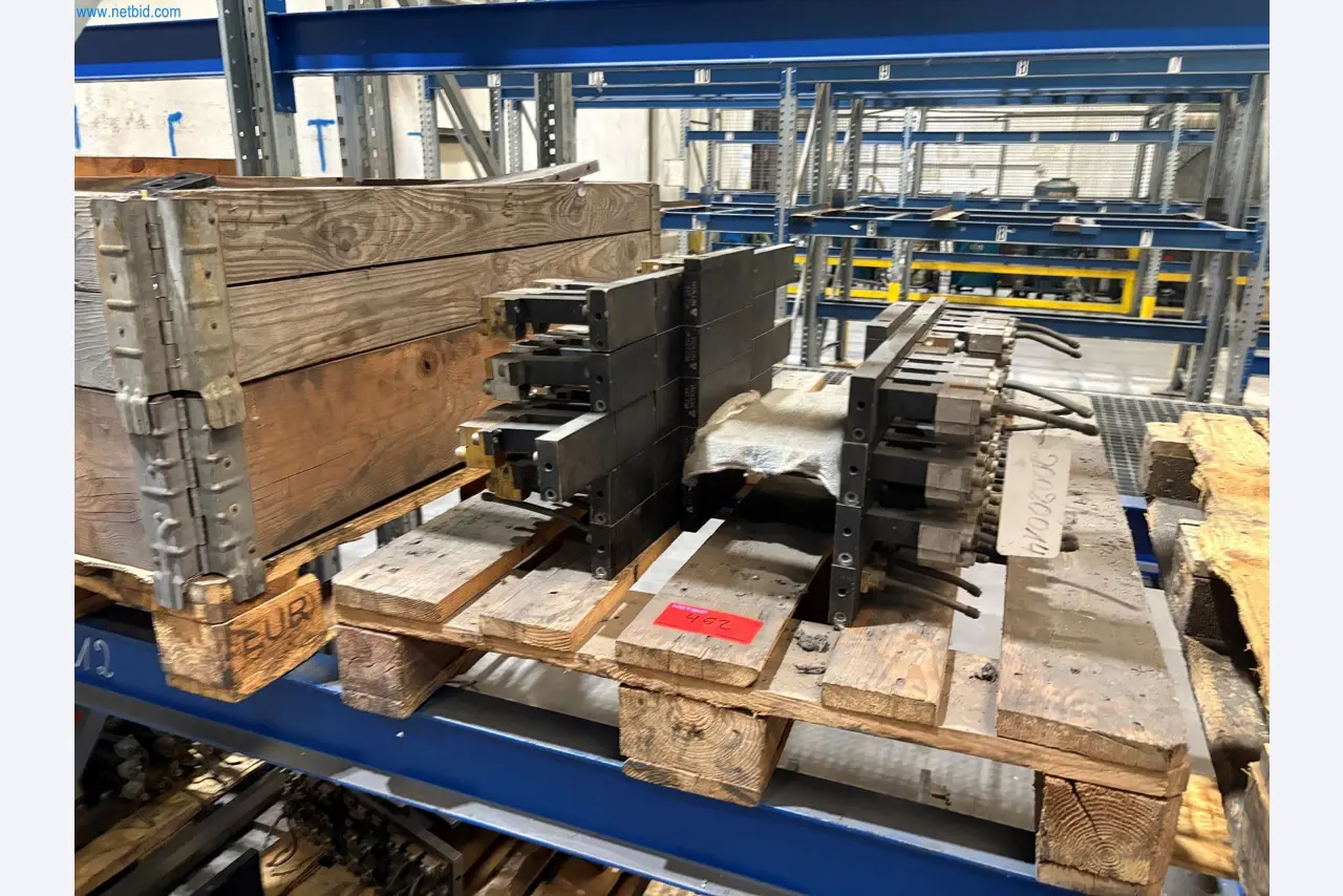 ae group - Anlagen und Maschinen zur Herstellung von Leichtmetall-Druckgusserzeugnissen (Powertrain u. Strukturteile) - AUKTION-15