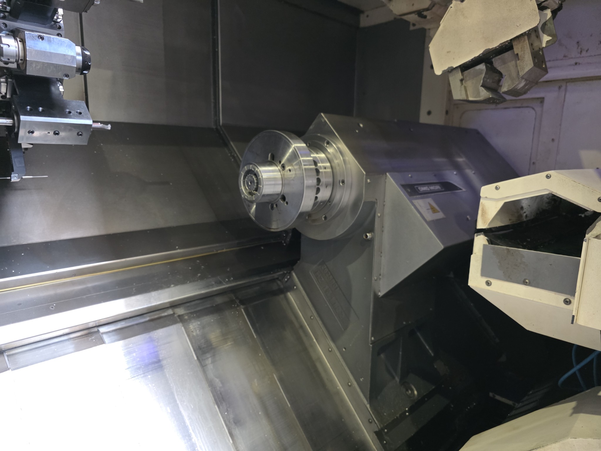 ae group - Melting store, Aluminum die casting machines 6,600 - 35,000 kN, Mechanical processing - PRIVATE TREATY SALE-28