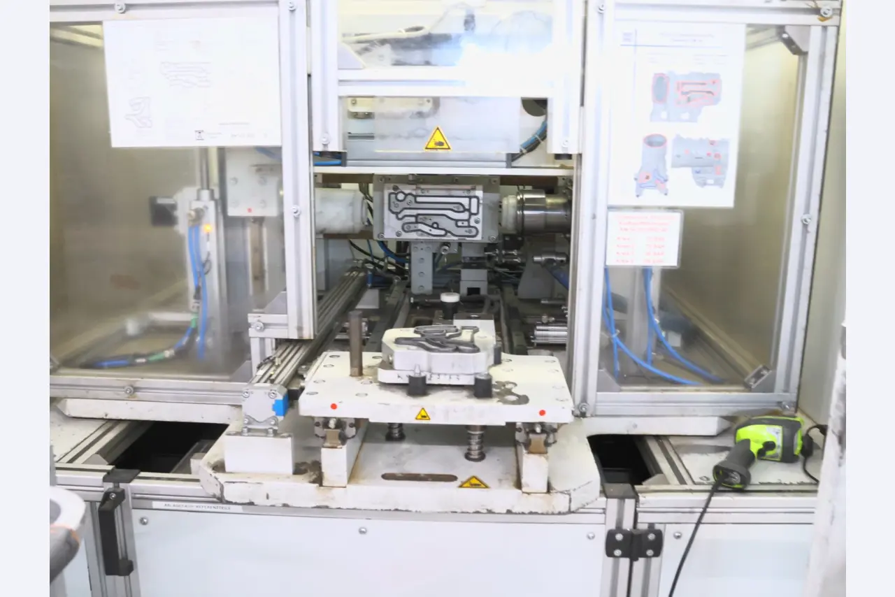 ae group - Anlagen und Maschinen zur Herstellung von Leichtmetall-Druckgusserzeugnissen (Powertrain u. Strukturteile)-5