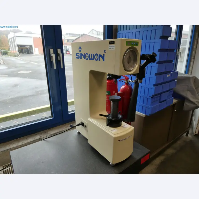 Machines & systems for light metal die casting (powertrain & structural parts)-3