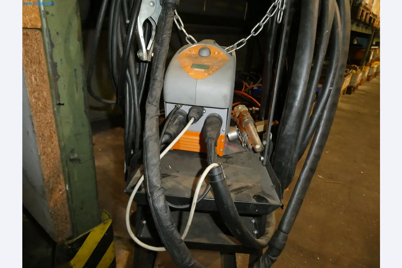 Machines & systems for light metal die casting (powertrain & structural parts)-3