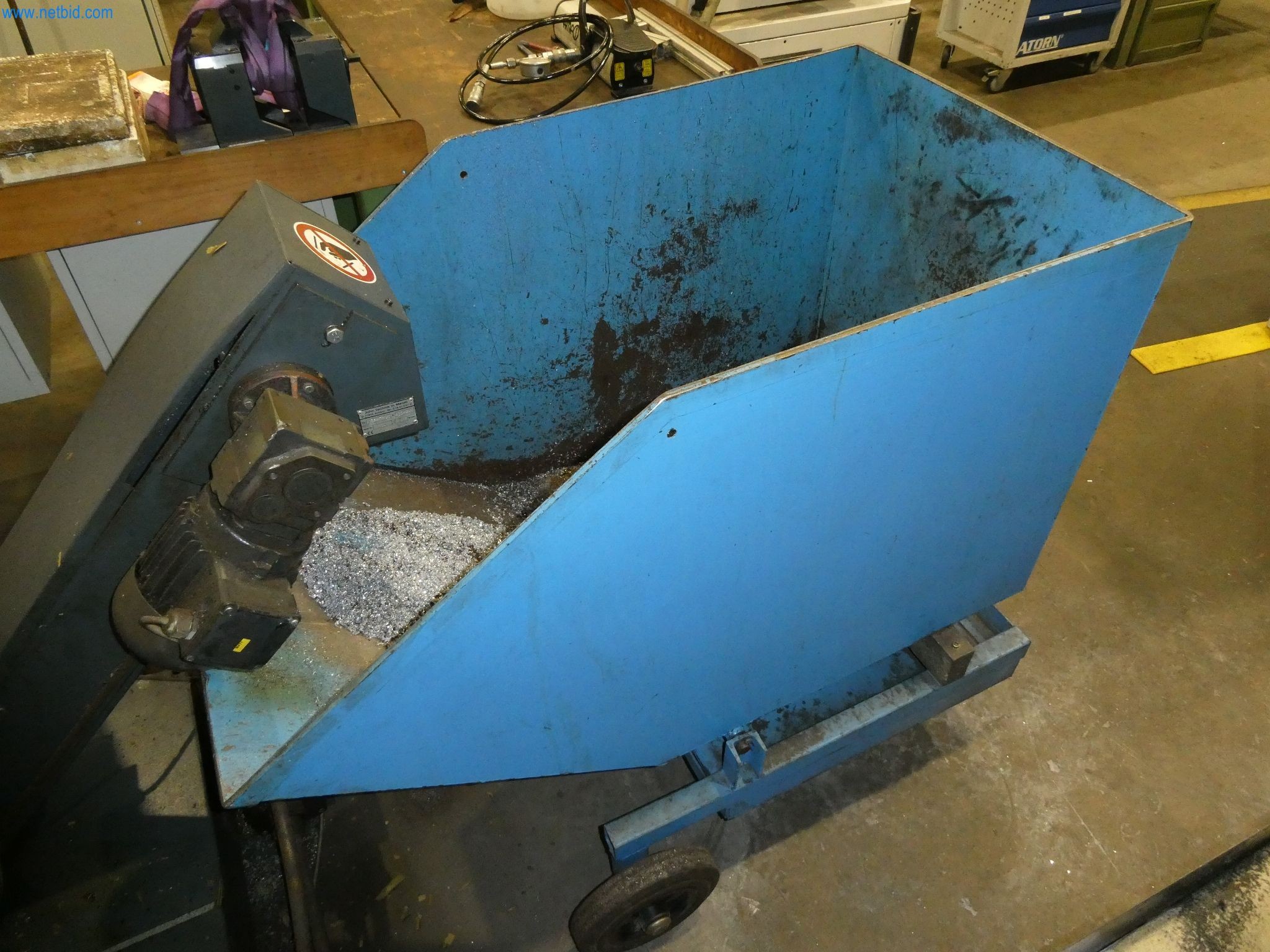 Machines & systems for light metal die casting (powertrain & structural parts)-8