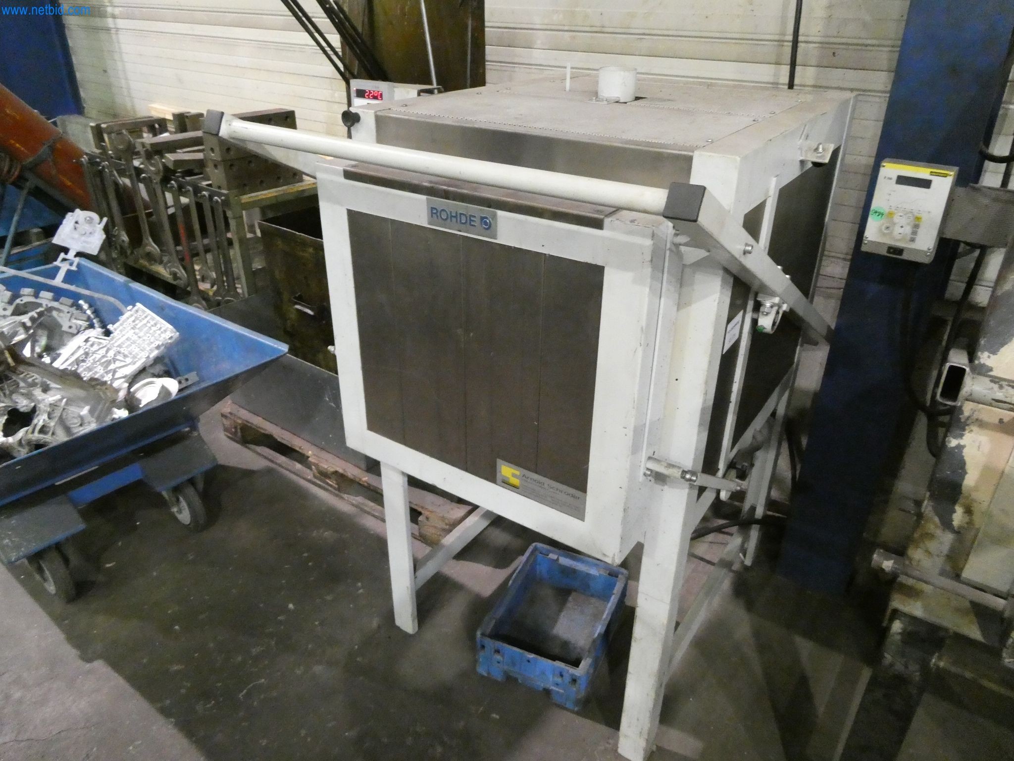 Machines & systems for light metal die casting (powertrain & structural parts)-3