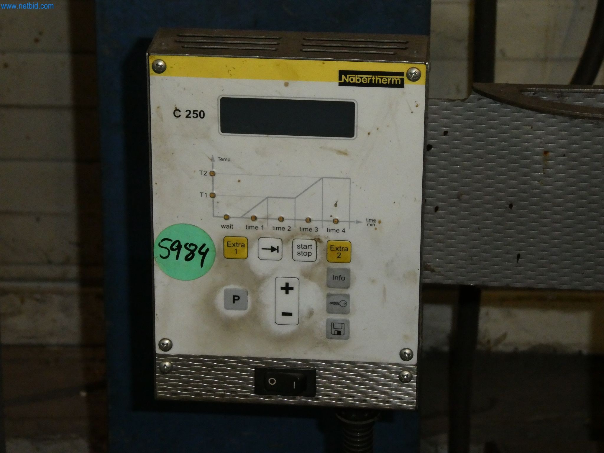 Machines & systems for light metal die casting (powertrain & structural parts)-3