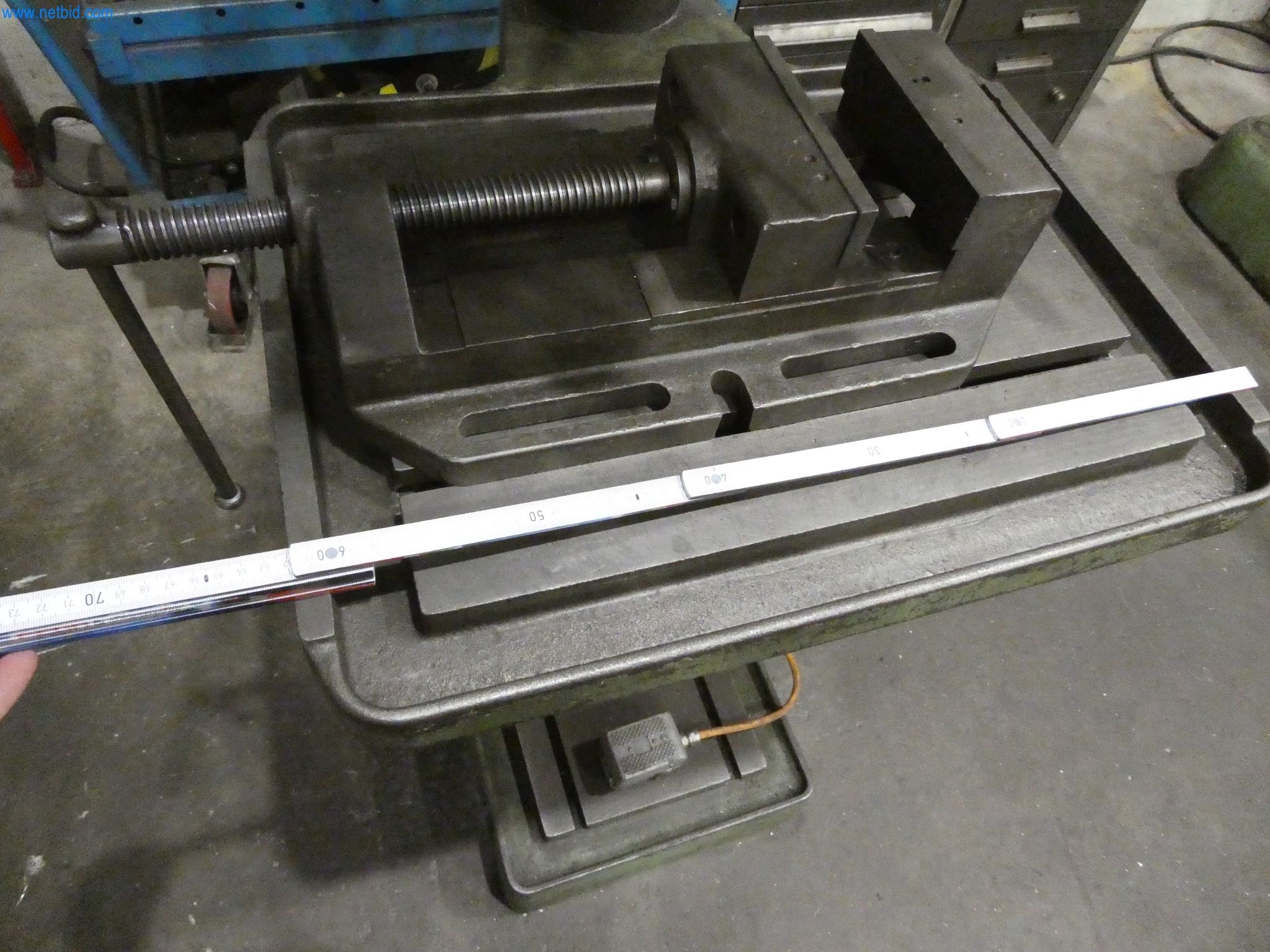 Machines & systems for light metal die casting (powertrain & structural parts)-8