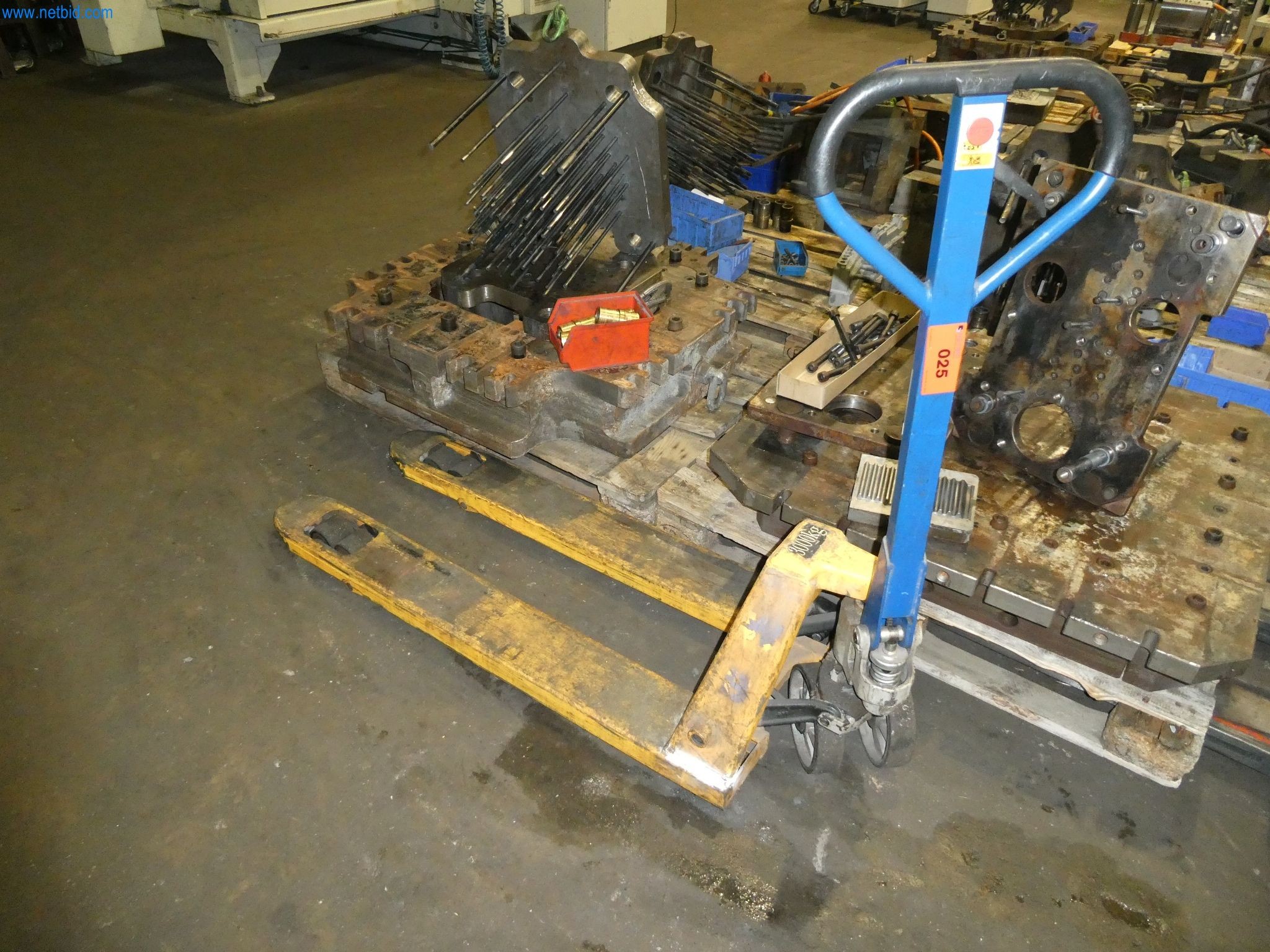 Machines & systems for light metal die casting (powertrain & structural parts)-1