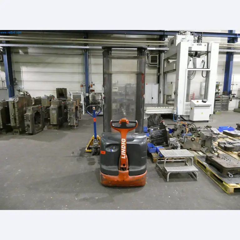 Machines & systems for light metal die casting (powertrain & structural parts)-2