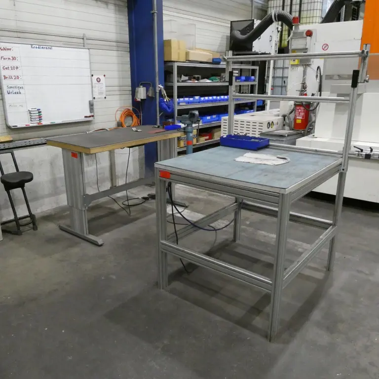 5 Machine set-up workstations