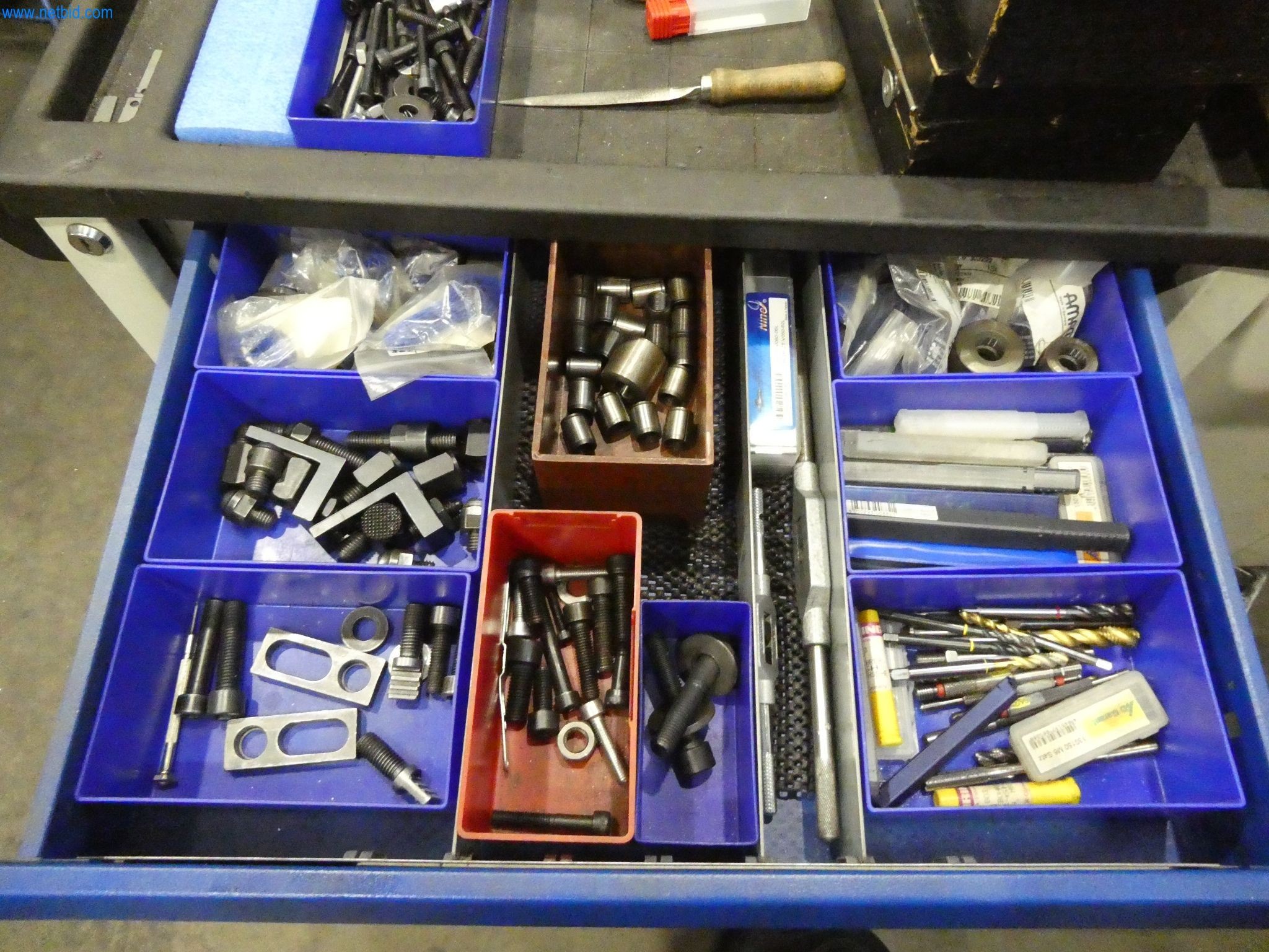 Machines & systems for light metal die casting (powertrain & structural parts)-8