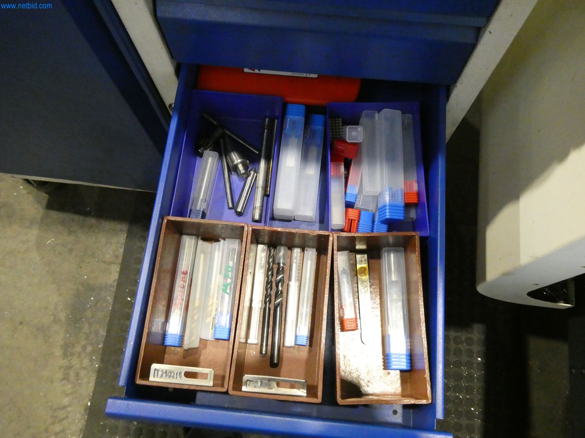 Machines & systems for light metal die casting (powertrain & structural parts)-3