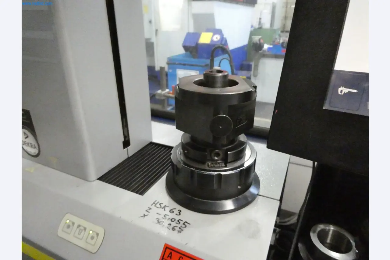 Machines & systems for light metal die casting (powertrain & structural parts)-6