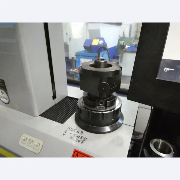 Machines & systems for light metal die casting (powertrain & structural parts)-6