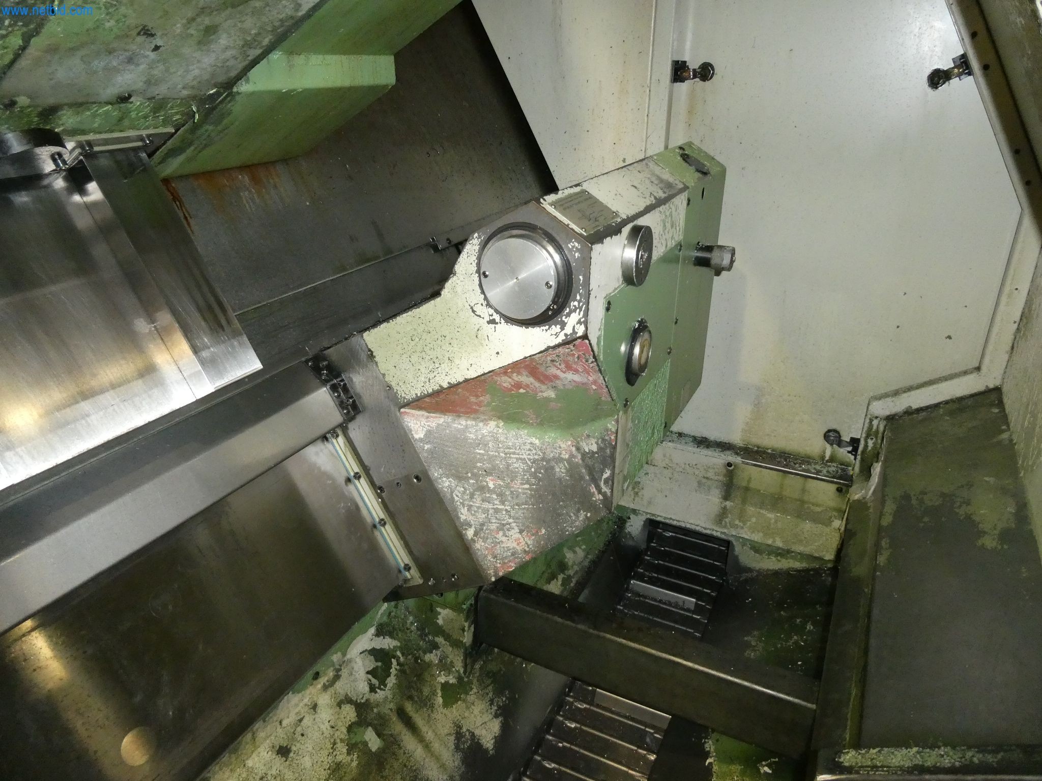 Máquinas e sistemas para a fundição injectada de metais ligeiros (grupos motopropulsores e peças estruturais)-14