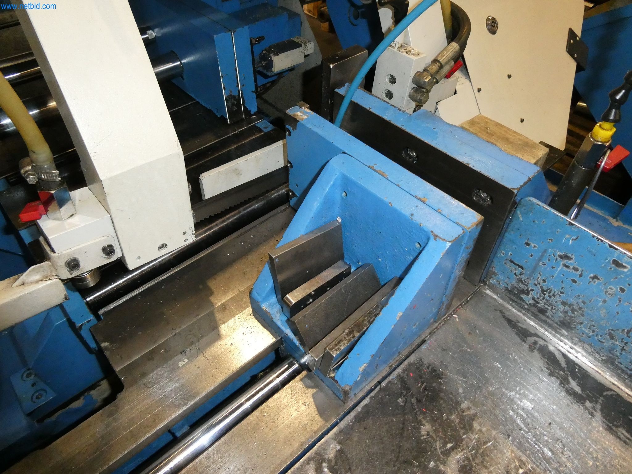 Machines & systems for light metal die casting (powertrain & structural parts)-7