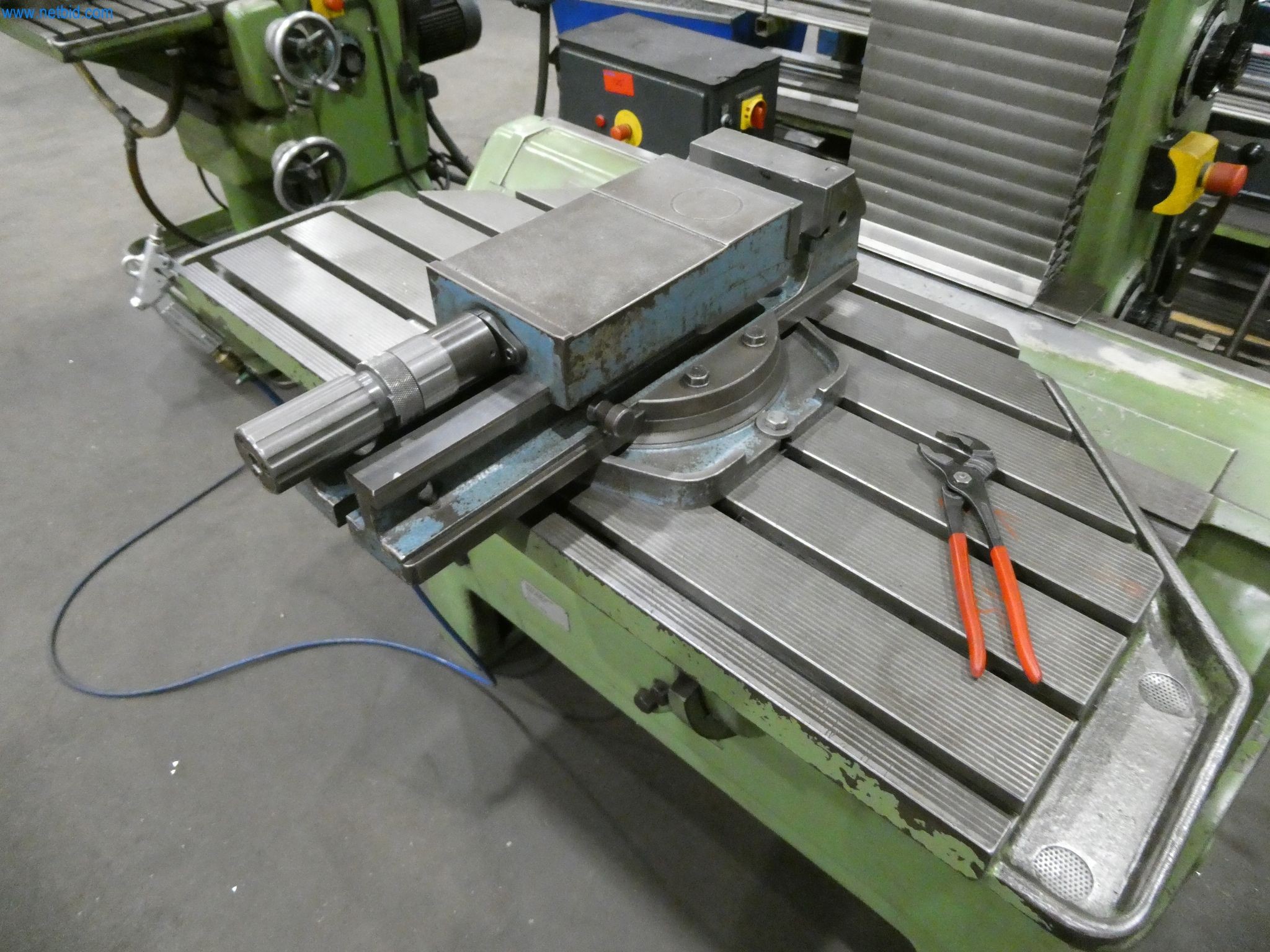 Machines & systems for light metal die casting (powertrain & structural parts)-9