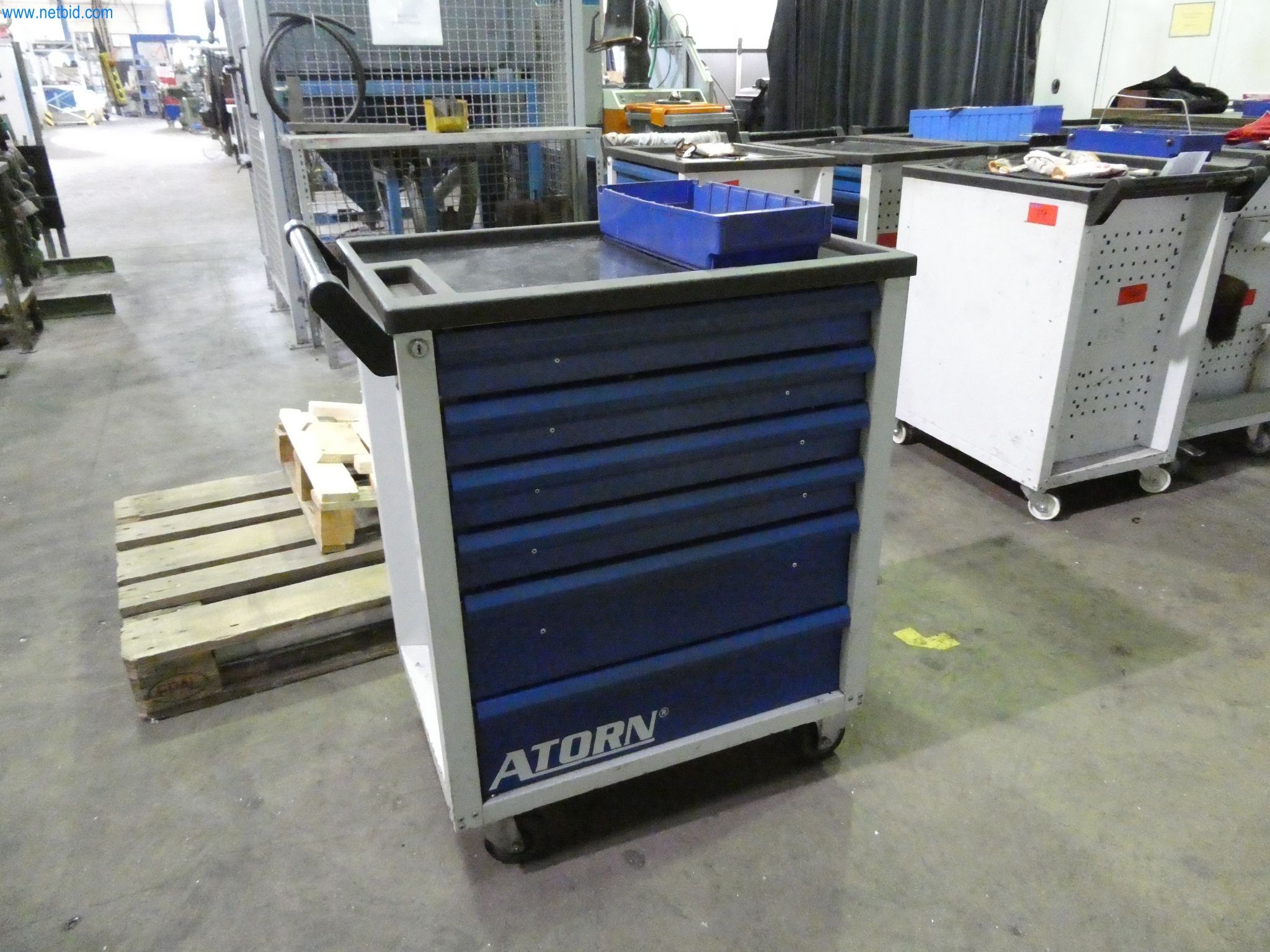 Máquinas e sistemas para a fundição injectada de metais ligeiros (grupos motopropulsores e peças estruturais)-1