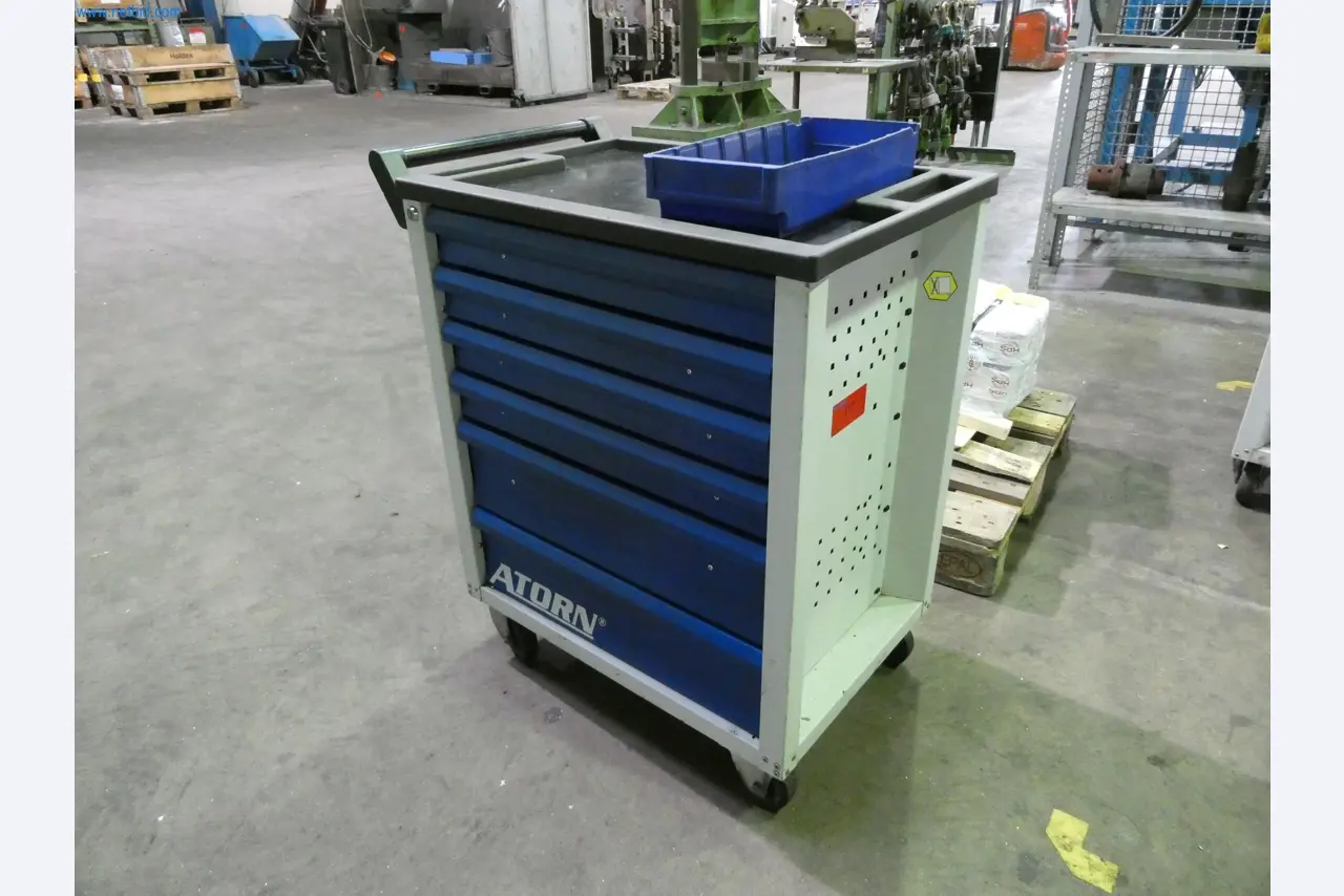 Máquinas e sistemas para a fundição injectada de metais ligeiros (grupos motopropulsores e peças estruturais)-2