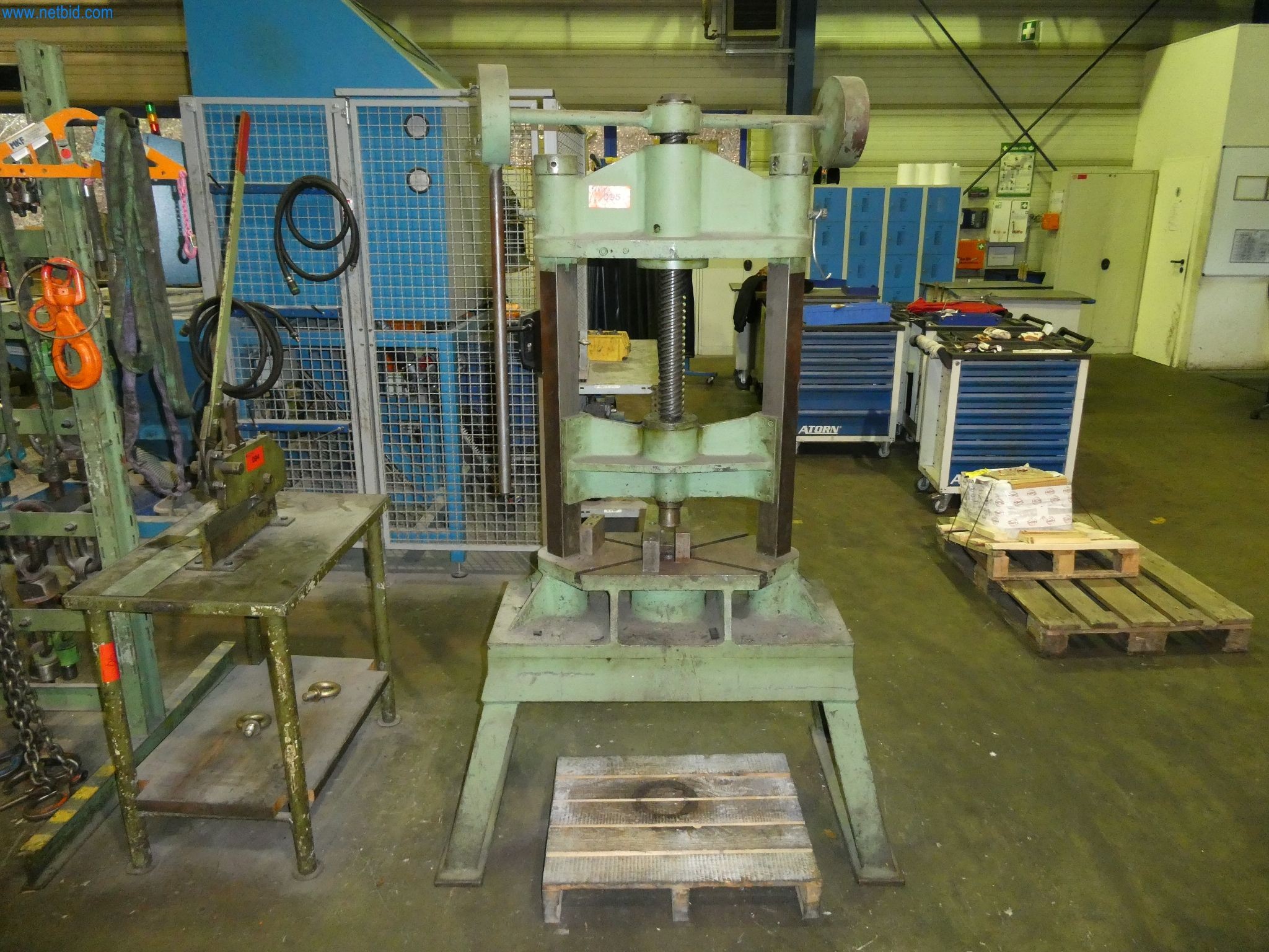 Machines & systems for light metal die casting (powertrain & structural parts)-1