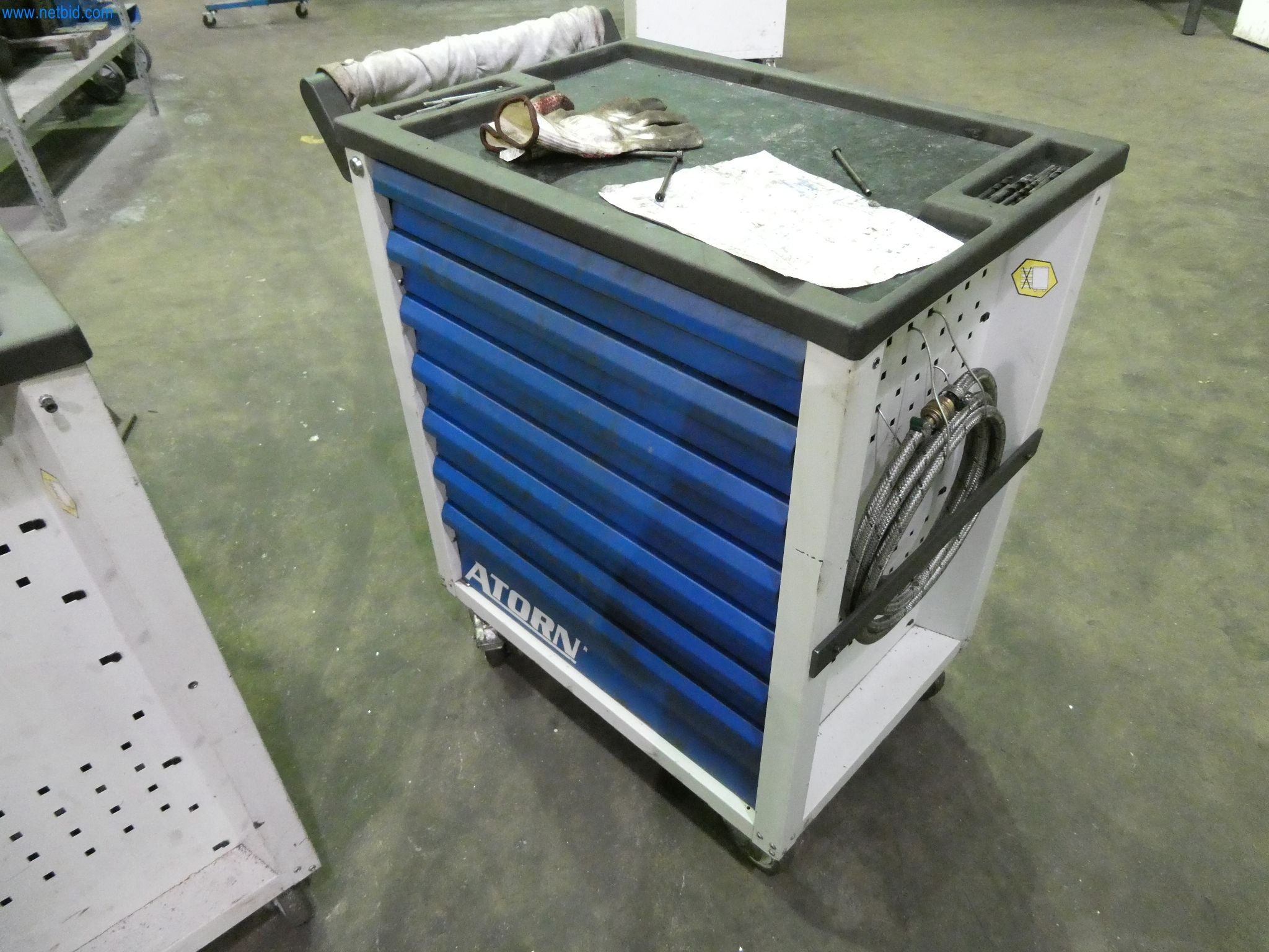 Machines & systems for light metal die casting (powertrain & structural parts)-12