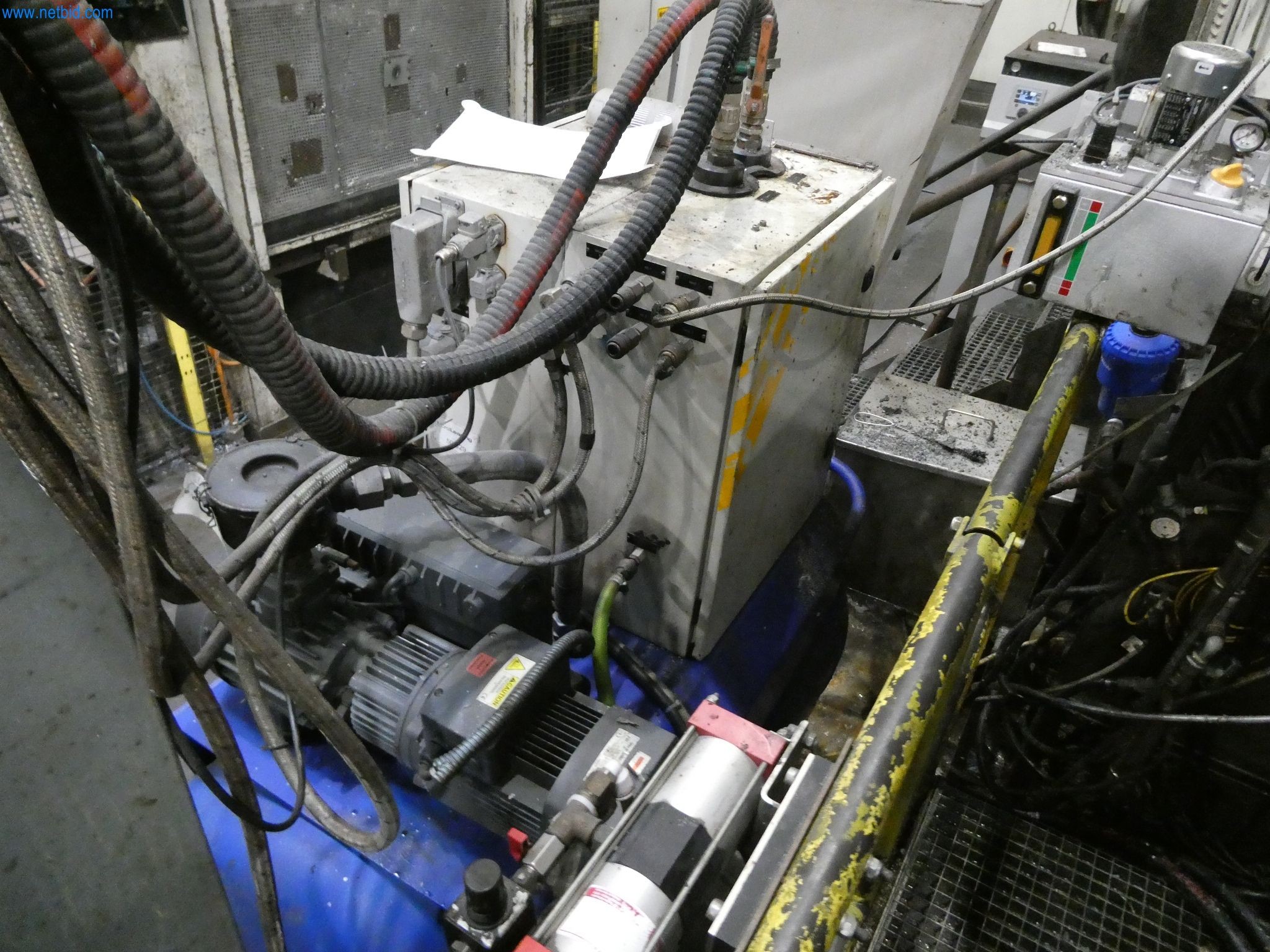 Machines & systems for light metal die casting (powertrain & structural parts)-5