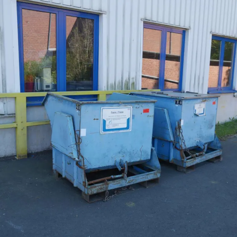 2 Dump bucket