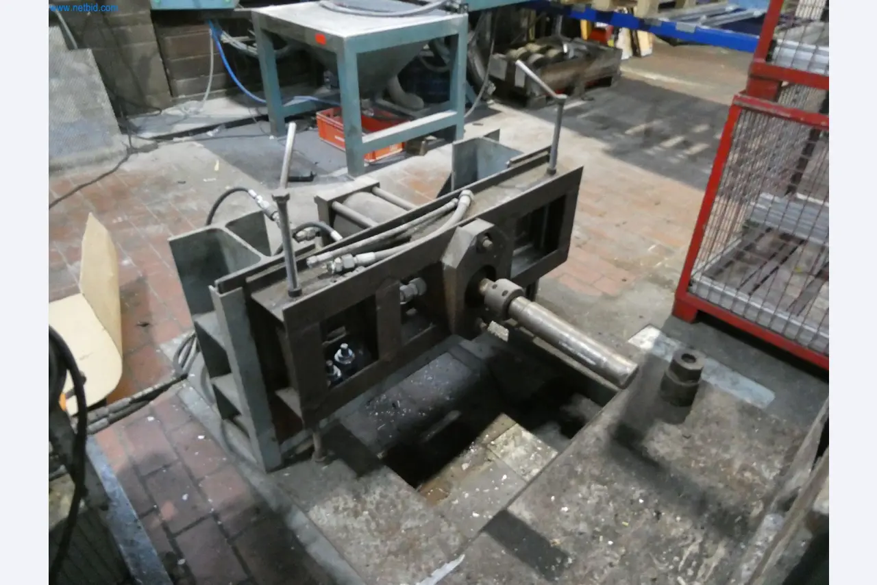 Machines & systems for light metal die casting (powertrain & structural parts)-4