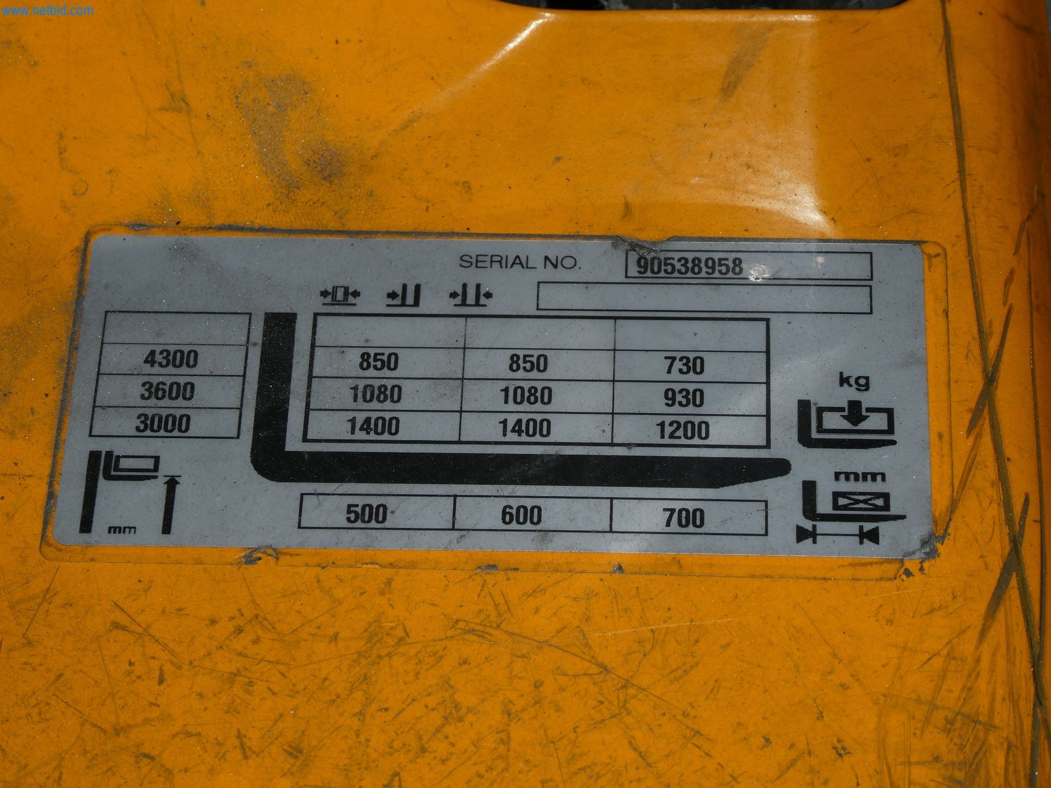 Machines & systems for light metal die casting (powertrain & structural parts)-4